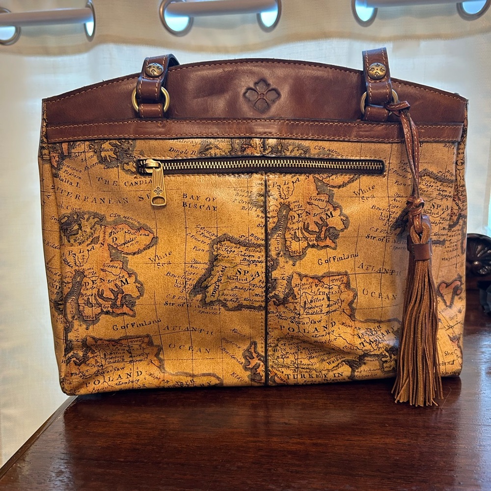 Patricia Nash European Map Print Women's Bag Large w/Leather Strap Handles